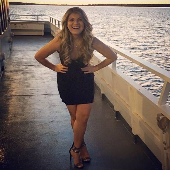 Meet your Posher, Ashley - Picture 1 of 1